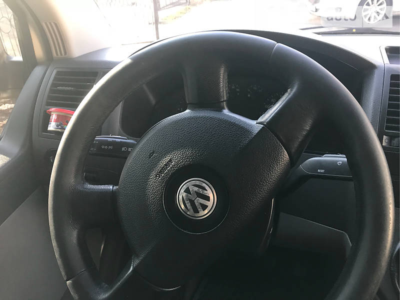 Вантажопасажирський фургон Volkswagen Transporter 2007 в Одесі