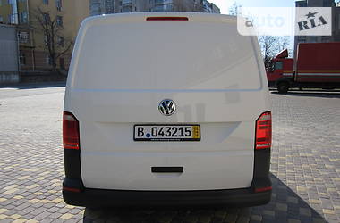Грузопассажирский фургон Volkswagen Transporter 2015 в Виннице