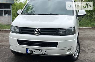 Вантажопасажирський фургон Volkswagen Transporter 2012 в Радивиліві