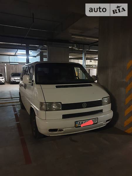 Вантажопасажирський фургон Volkswagen Transporter 2001 в Києві