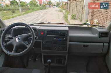 Мінівен Volkswagen Transporter 2001 в 