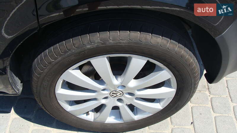 Минивэн Volkswagen Transporter 2015 в Николаеве