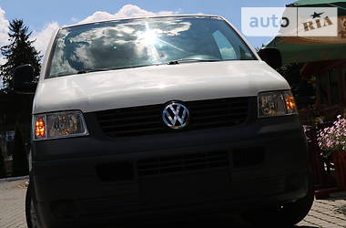 Мінівен Volkswagen Transporter 2004 в Трускавці