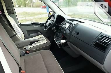 Минивэн Volkswagen Transporter 2004 в 