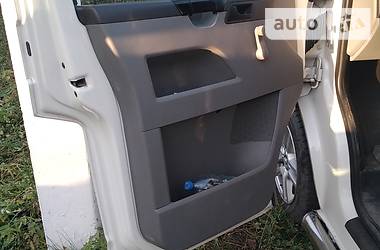 Вантажопасажирський фургон Volkswagen Transporter 2005 в 