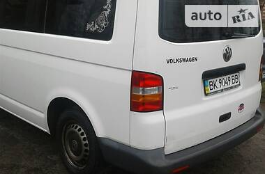 Другие легковые Volkswagen Transporter 2004 в Ровно