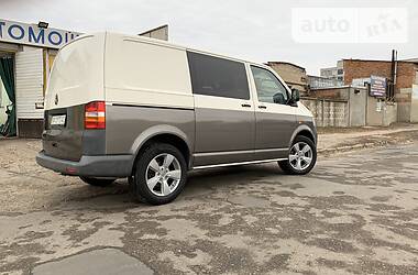  Volkswagen Transporter 2007 в 