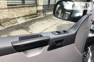 Мінівен Volkswagen Transporter 2011 в 