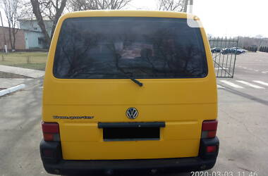 Вантажопасажирський фургон Volkswagen Transporter 2001 в 