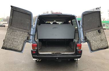 Вантажопасажирський фургон Volkswagen Transporter 1998 в 