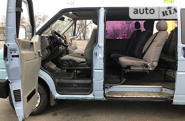 Вантажопасажирський фургон Volkswagen Transporter 1998 в 
