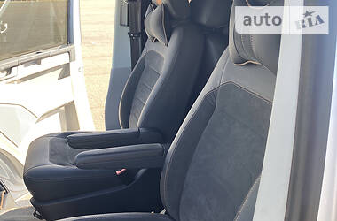 Універсал Volkswagen Transporter 2017 в 