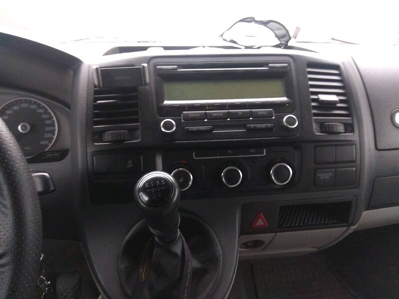 Мінівен Volkswagen Transporter 2010 в Чернівцях