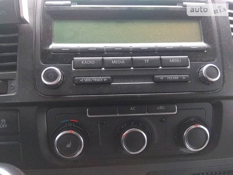 Мінівен Volkswagen Transporter 2010 в Чернівцях