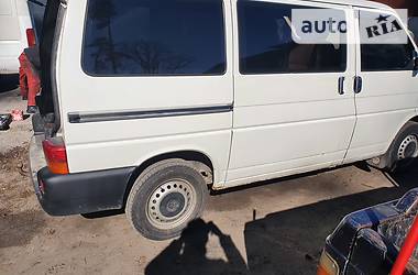 Вантажопасажирський фургон Volkswagen Transporter 2002 в 