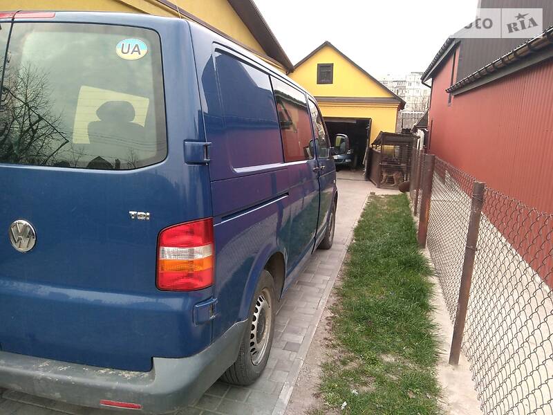 Volkswagen Transporter 2004 в Рівному