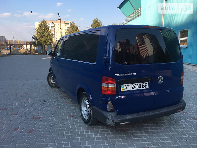 Мінівен Volkswagen Transporter 2004 в Івано-Франківську