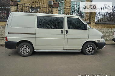 Вантажопасажирський фургон Volkswagen Transporter 2002 в 