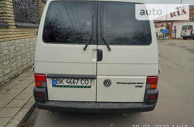 Вантажопасажирський фургон Volkswagen Transporter 2002 в 