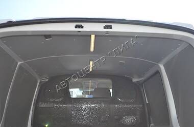 Вантажопасажирський фургон Volkswagen Transporter 2016 в 