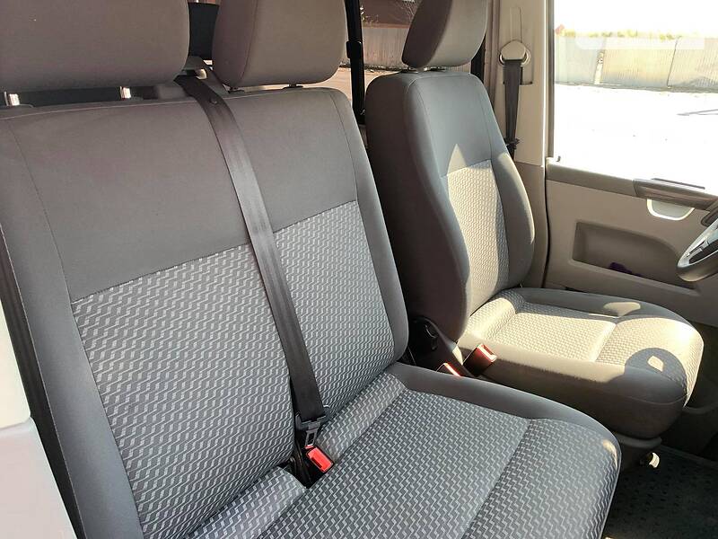 Volkswagen Transporter 2012 в Виноградове