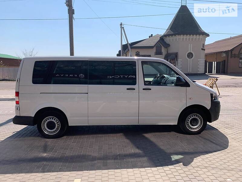 Volkswagen Transporter 2012 в Виноградове