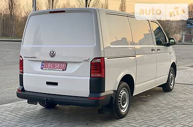 Мінівен Volkswagen Transporter 2015 в 