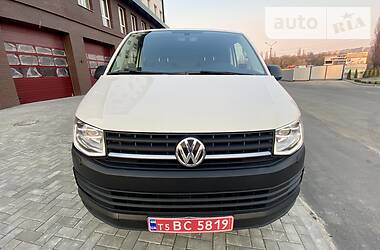 Мінівен Volkswagen Transporter 2015 в 