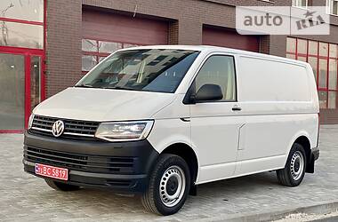 Мінівен Volkswagen Transporter 2015 в 