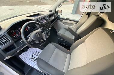 Мінівен Volkswagen Transporter 2015 в 
