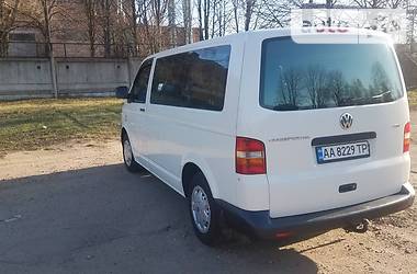 Вантажопасажирський фургон Volkswagen Transporter 2004 в 