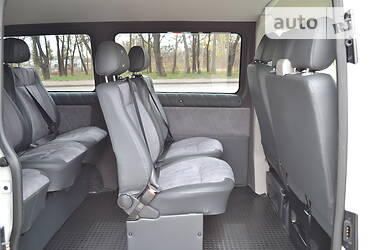 Мінівен Volkswagen Transporter 2015 в 