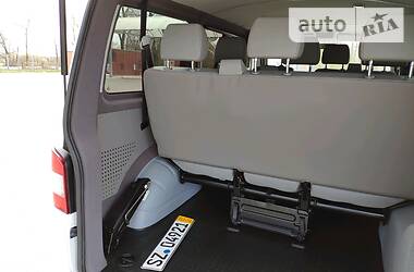 Мінівен Volkswagen Transporter 2010 в 