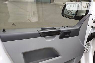 Мінівен Volkswagen Transporter 2010 в 