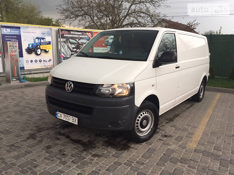 Вантажопасажирський фургон Volkswagen Transporter 2010 в Новгородці