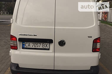 Вантажопасажирський фургон Volkswagen Transporter 2010 в Новгородці