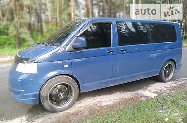  Volkswagen Transporter 2005 в 