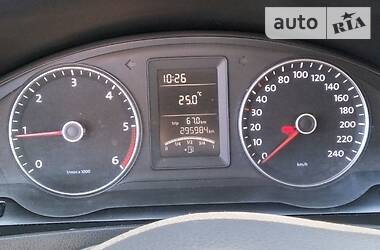 Мінівен Volkswagen Transporter 2010 в 