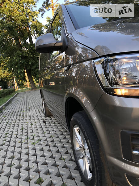 Вантажопасажирський фургон Volkswagen Transporter 2016 в Бучі
