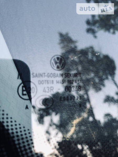 Вантажопасажирський фургон Volkswagen Transporter 2016 в Бучі