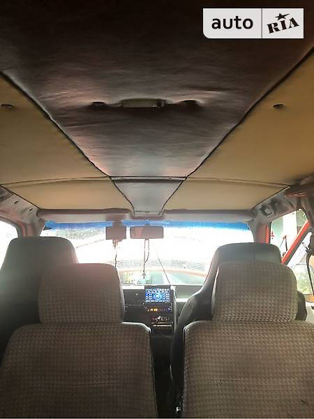 Минивэн Volkswagen Transporter 1995 в Славянске
