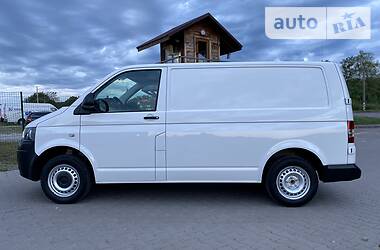 Універсал Volkswagen Transporter 2015 в 