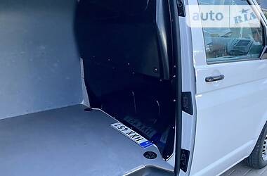 Універсал Volkswagen Transporter 2015 в 