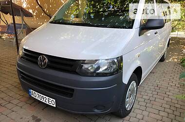  Volkswagen Transporter 2012 в 