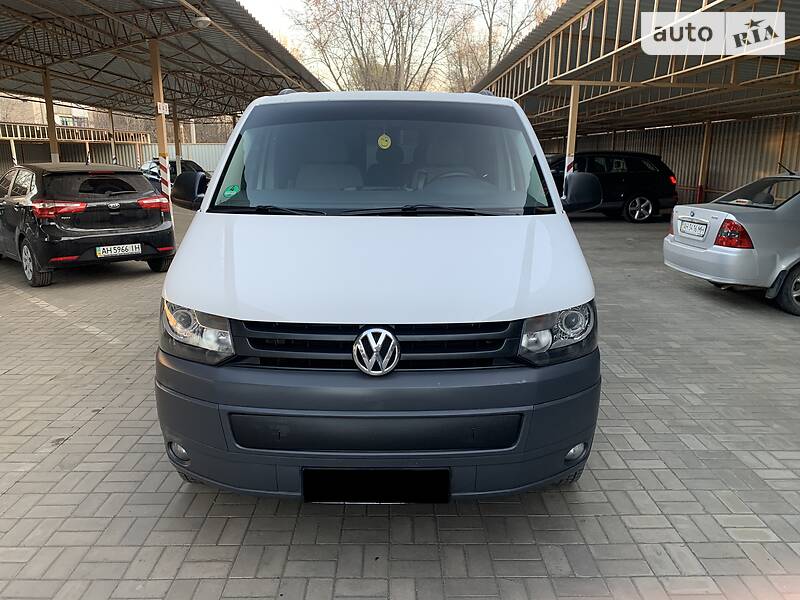 Грузопассажирский фургон Volkswagen Transporter 2010 в Константиновке