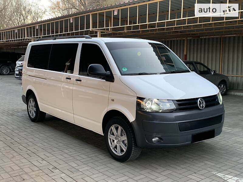 Грузопассажирский фургон Volkswagen Transporter 2010 в Константиновке