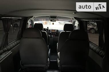 Вантажопасажирський фургон Volkswagen Transporter 2010 в 