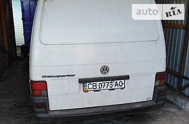 Грузовой фургон Volkswagen Transporter 2000 в 
