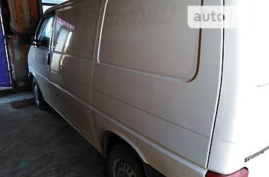 Грузовой фургон Volkswagen Transporter 2000 в 