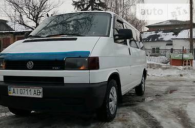 Вантажопасажирський фургон Volkswagen Transporter 2001 в Києві